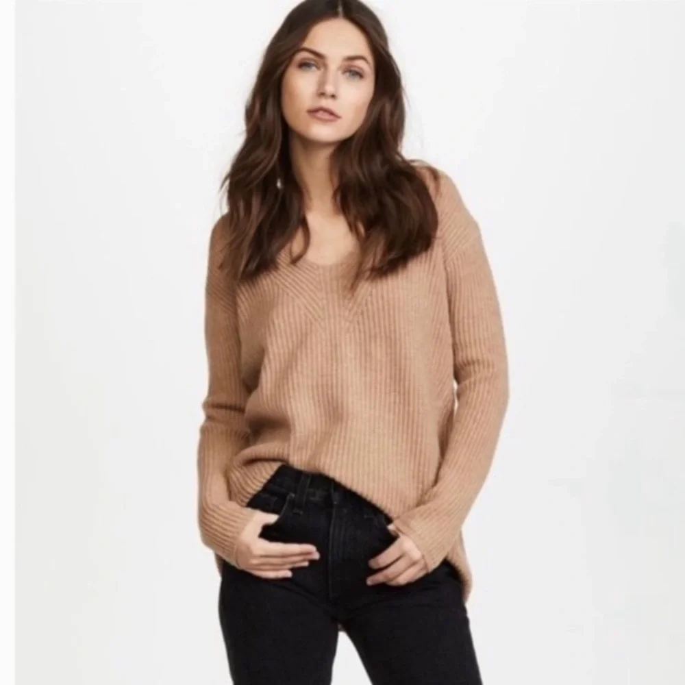 Madewell Woodside Pullover Merino Wool Sweater Size: Small - Picture 2 of 7